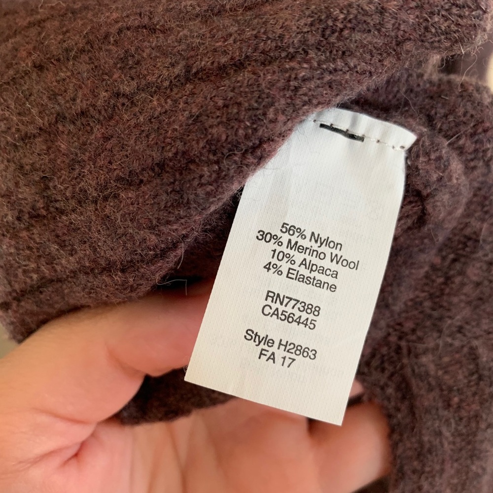 Button sleeve pullover - Picture 5 of 7